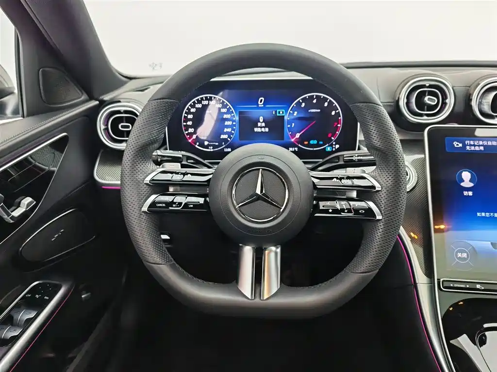 Mercedes-Benz C-Class 2022 — фото 11