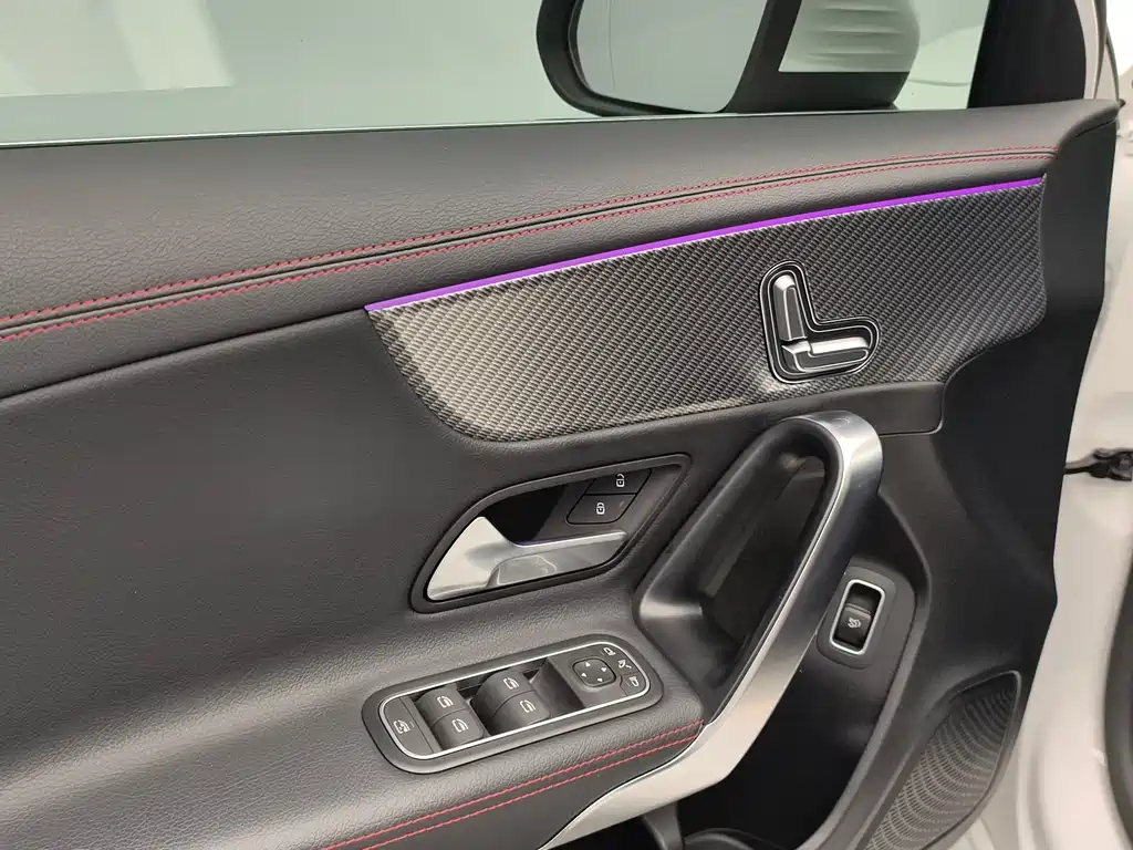 Mercedes-Benz A-Class 2023 — фото 15