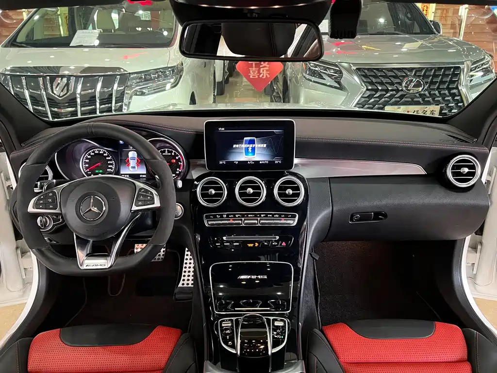 Mercedes-Benz C-Class AMG 2019 — фото 15