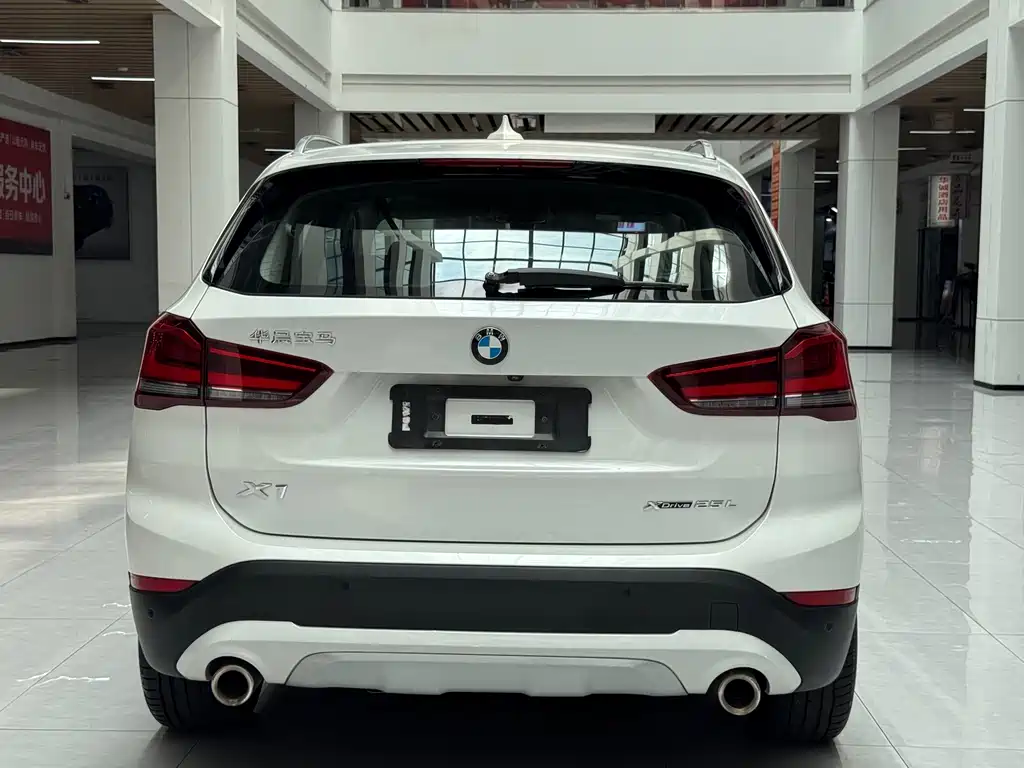BMW X1 2020 — фото 6
