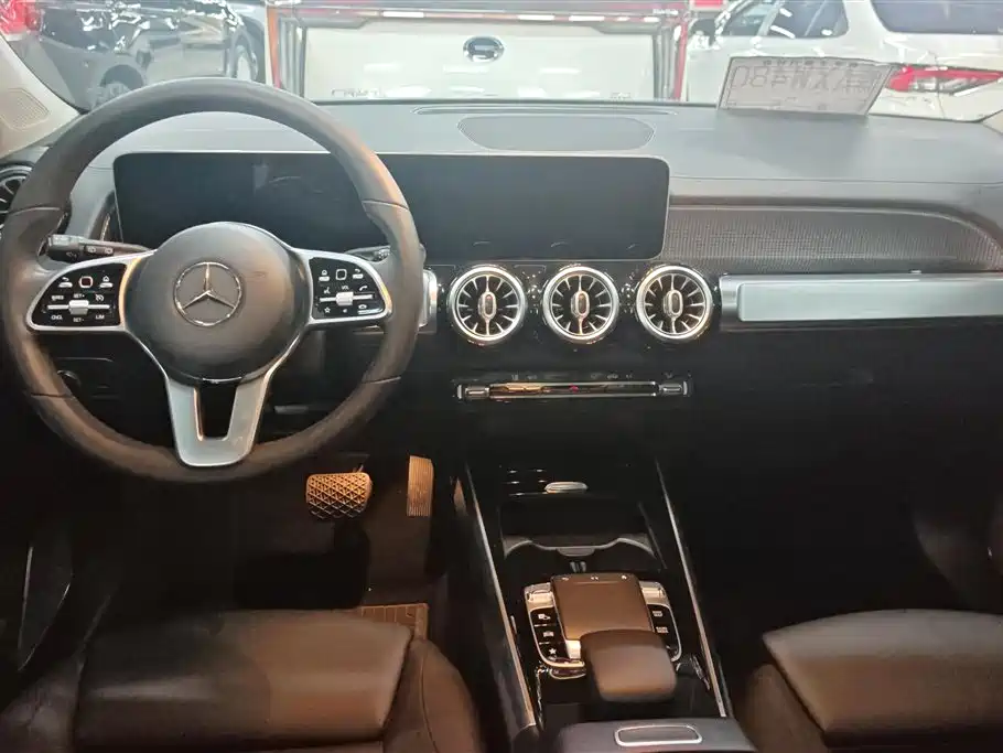 Mercedes-Benz GLB 2020 — фото 12