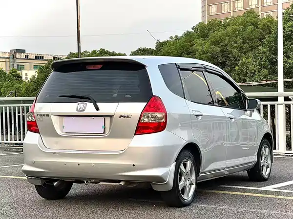 Honda Fit 2006