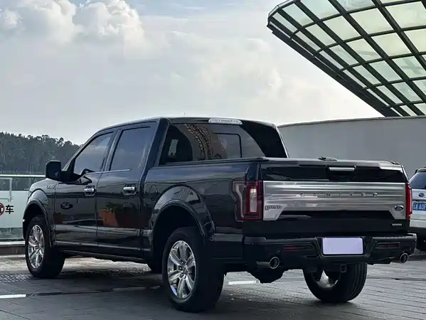 Ford F-150 Raptor 2021