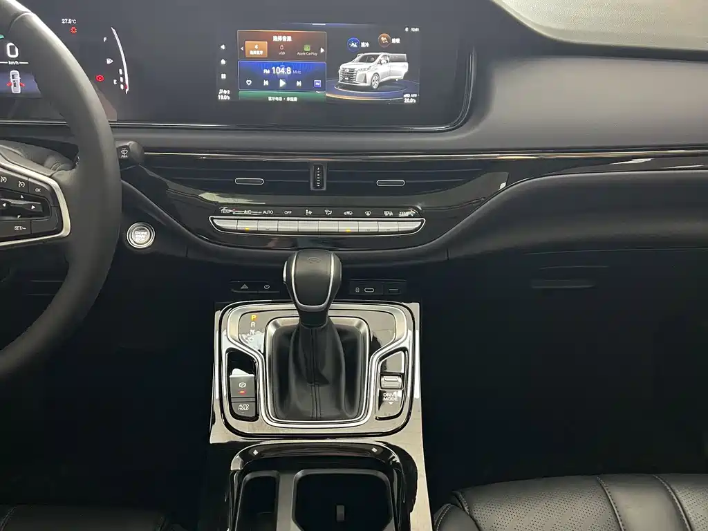 GAC Trumpchi M6 2025 — фото 10