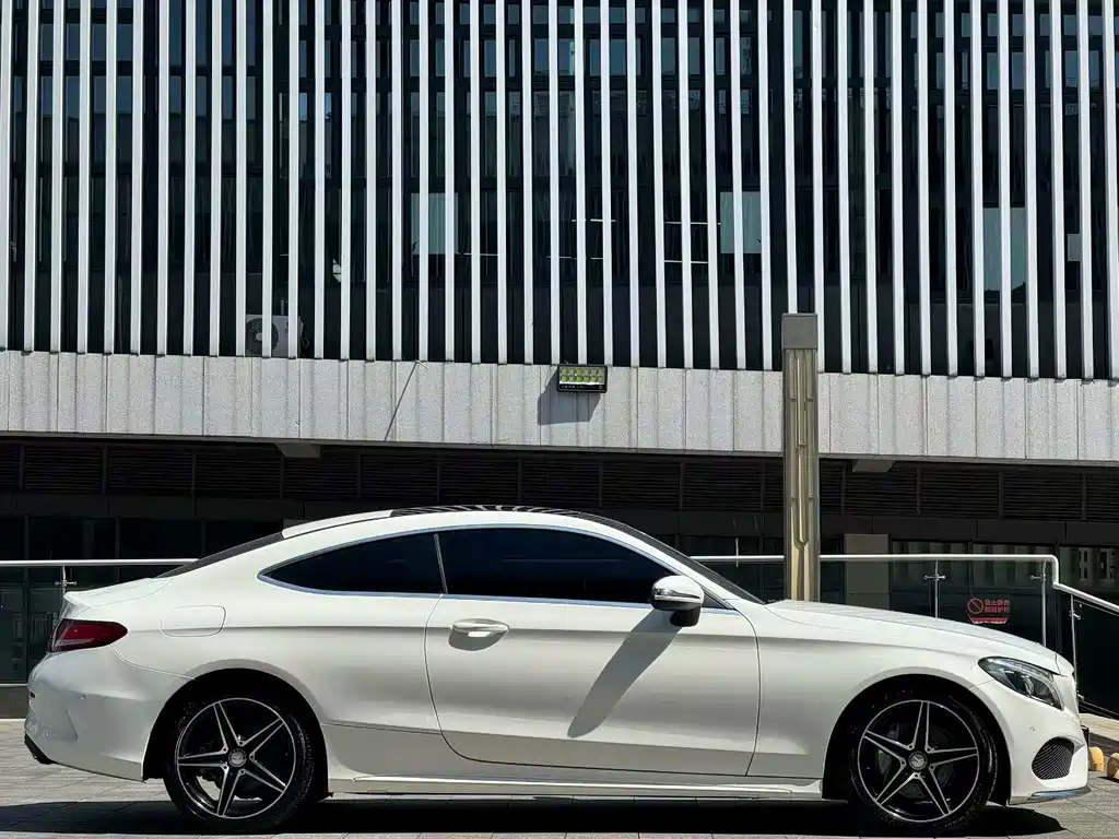 Mercedes-Benz C-Class 2016