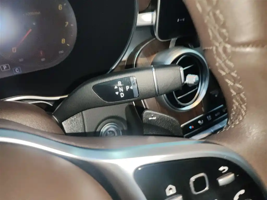 Mercedes-Benz GLC 2021 — фото 14