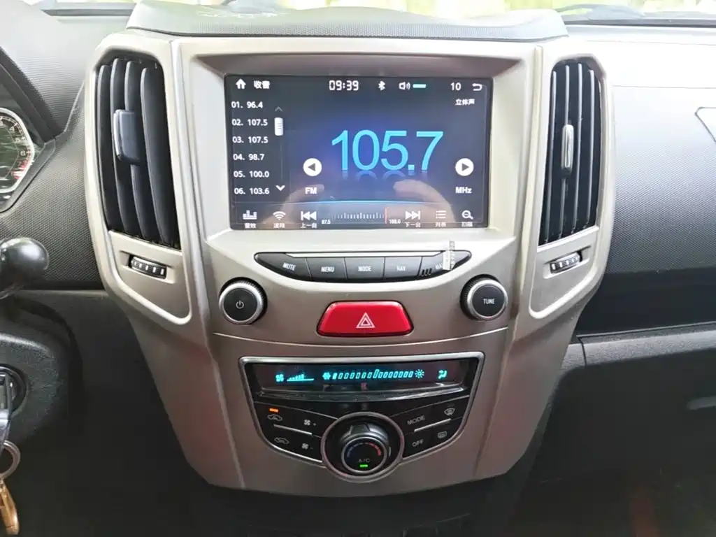 Haval H1 2017 — фото 13