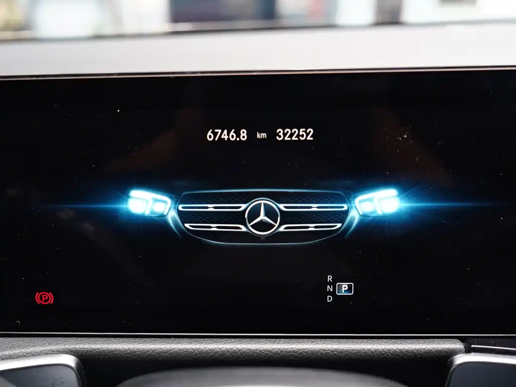 Mercedes-Benz GLB 2023 — фото 14