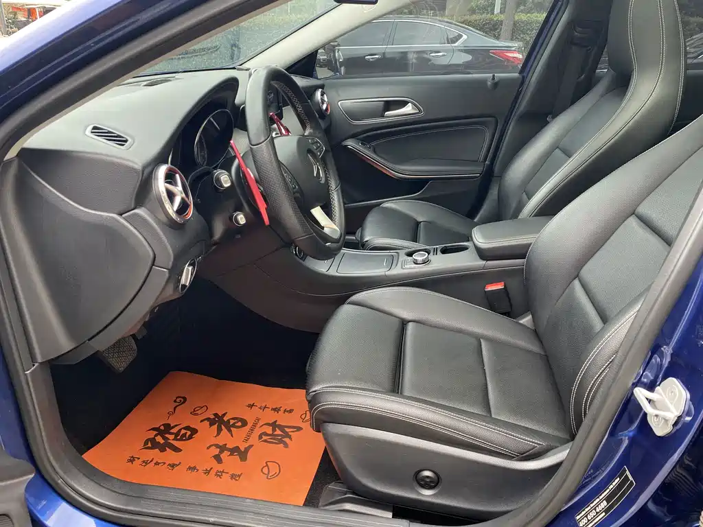 Mercedes-Benz GLA 2016