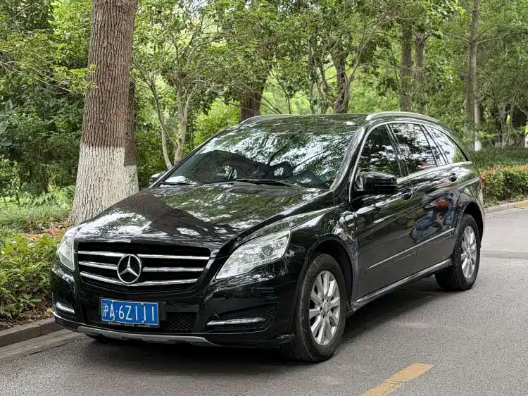 Mercedes-Benz R-Class 2017 — фото 1