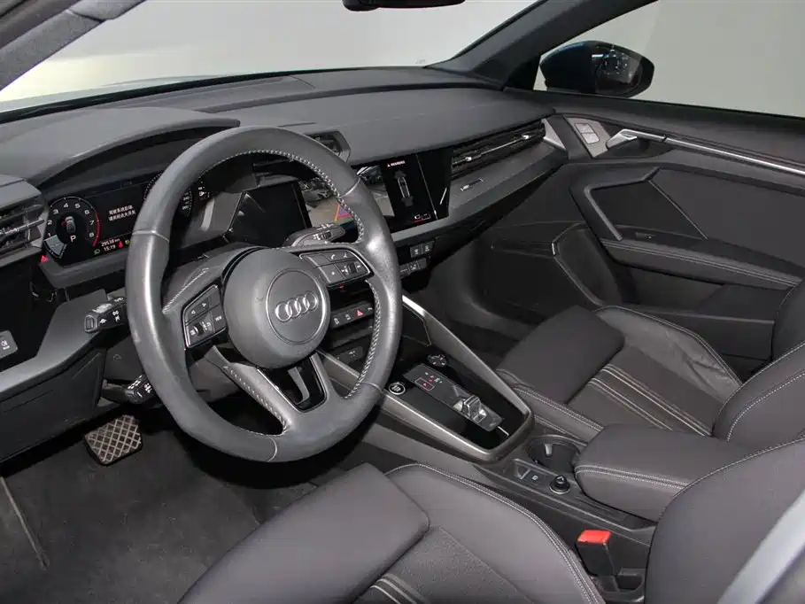 Audi A3 2021 — фото 23