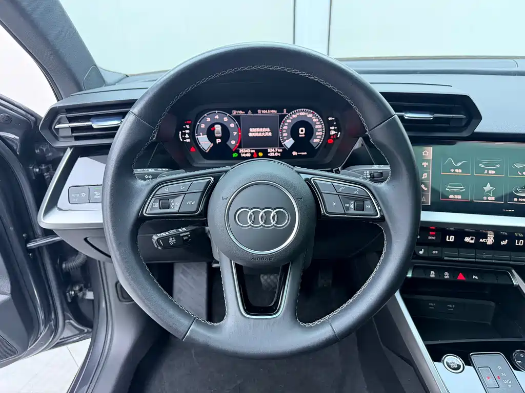 Audi A3 2022 — фото 11