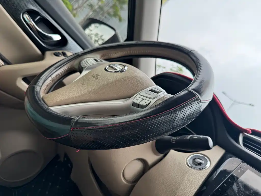 Nissan X-Trail 2015 — фото 22