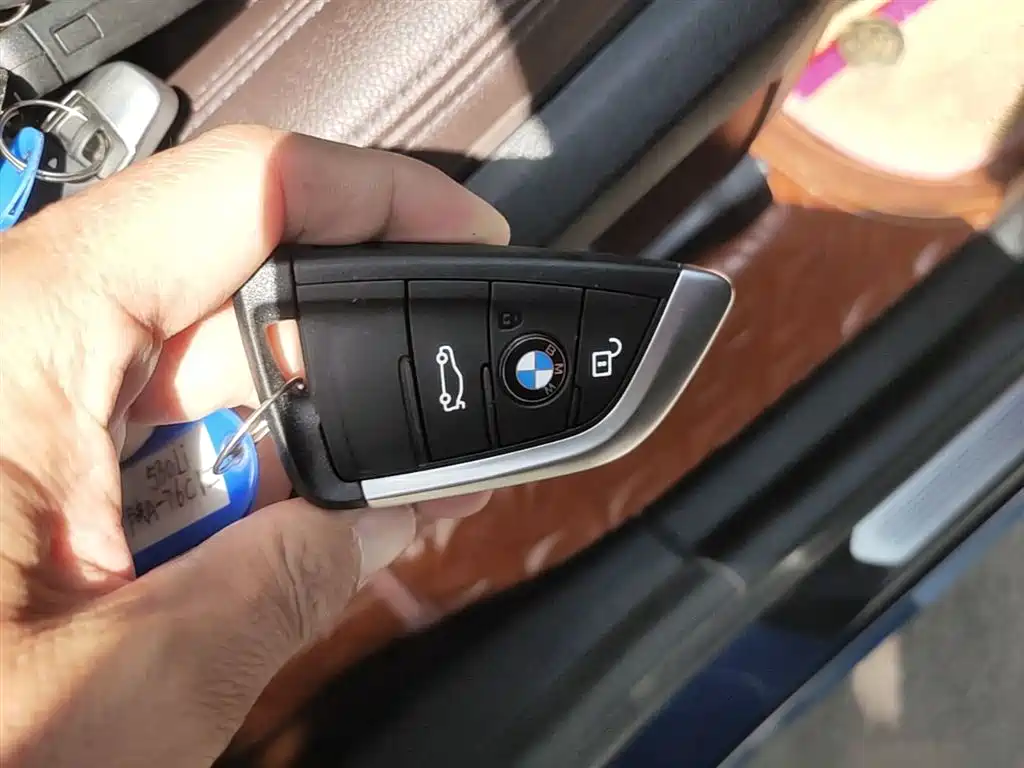 BMW X3 2018 — фото 15