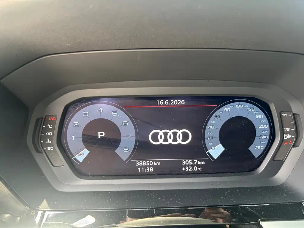 Audi A3 2022 — фото 10