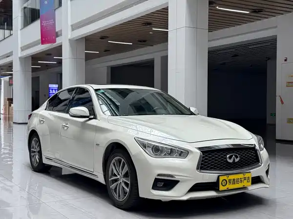 Infiniti Q50L 2023