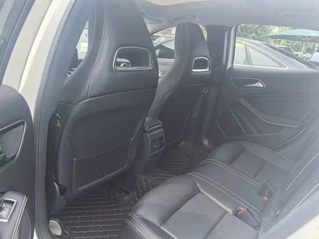 Mercedes-Benz GLA 2019 — фото 10