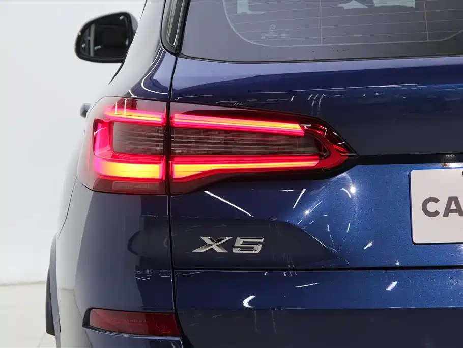 BMW X5 2019 — фото 10