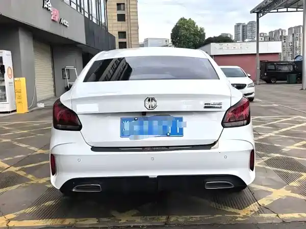 MG5 2022