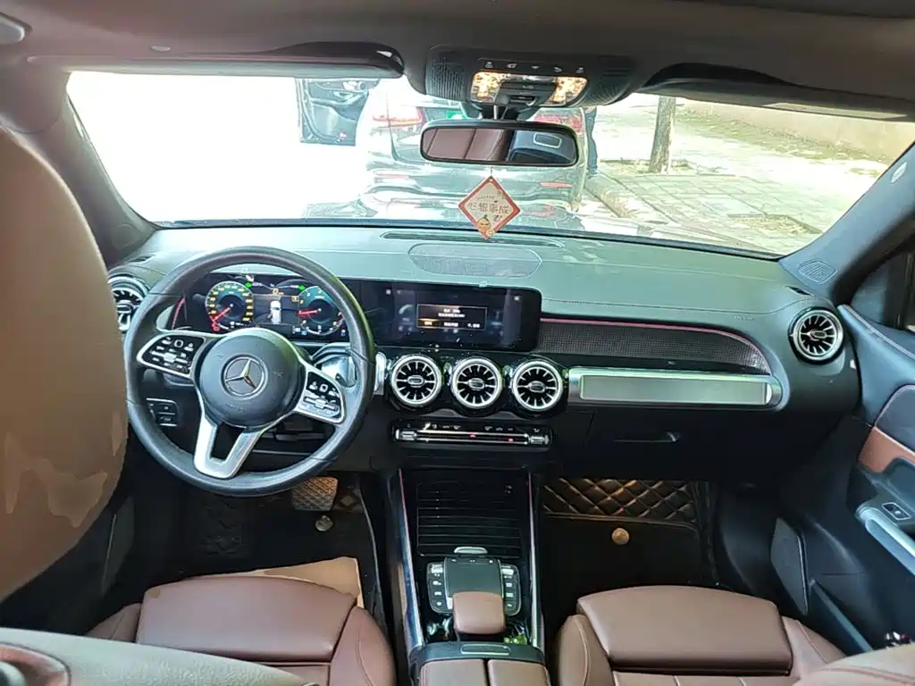 Mercedes-Benz GLB 2022 — фото 10