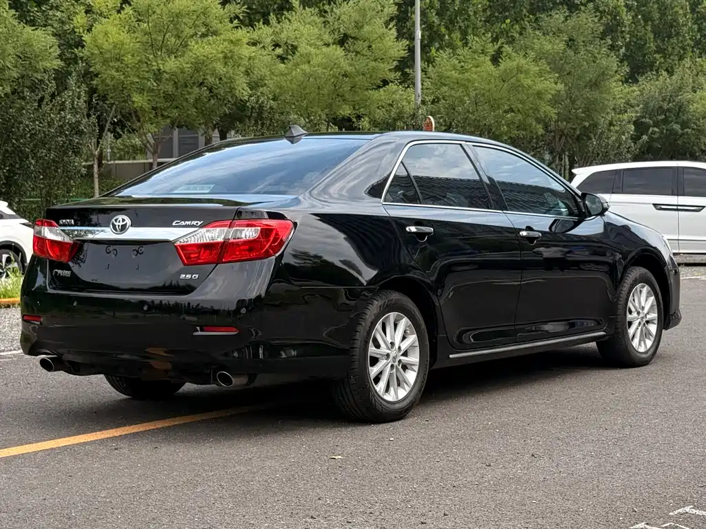 Toyota Camry 2012