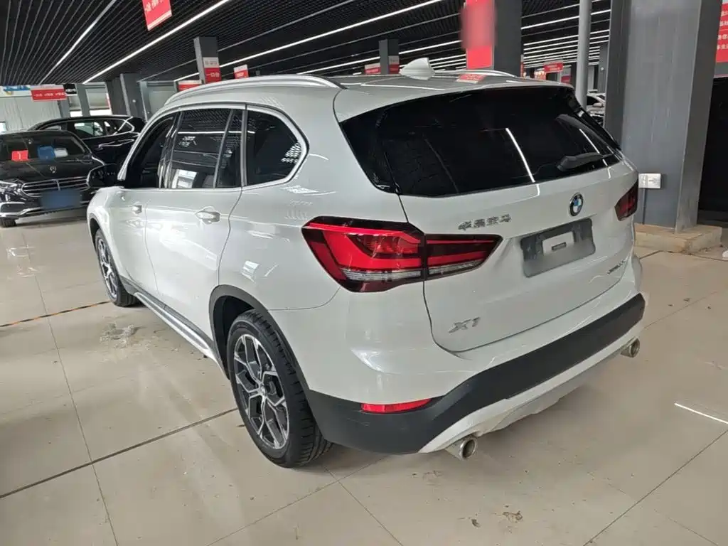 BMW X1 2020 — фото 5