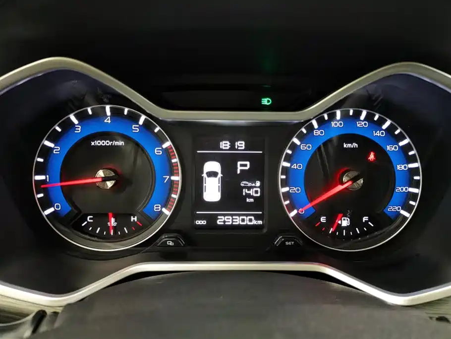 Geely Vision X3 2019 — фото 14