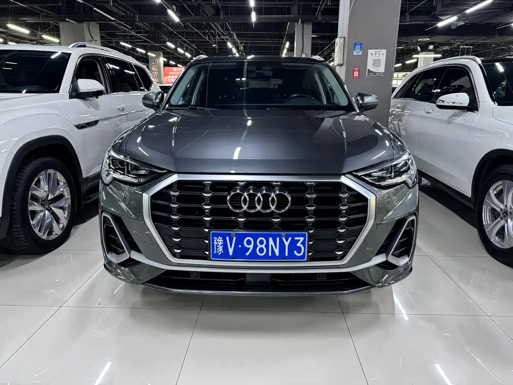 Audi Q3 2023 — фото 11