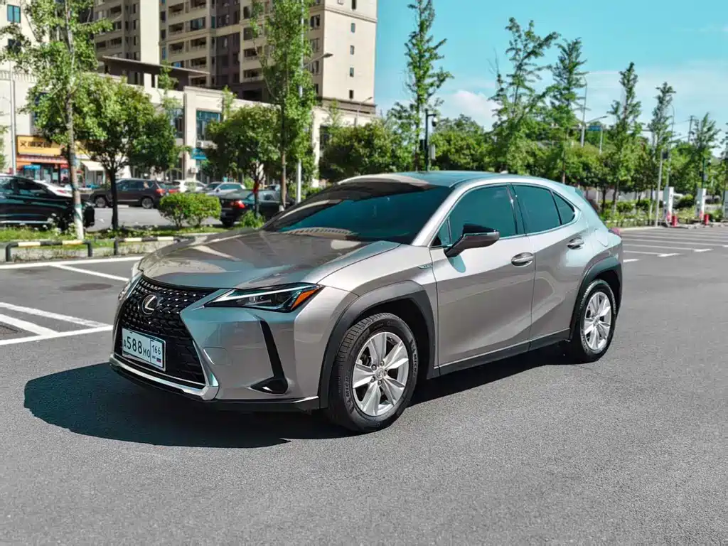 Lexus UX 2022 — фото 1