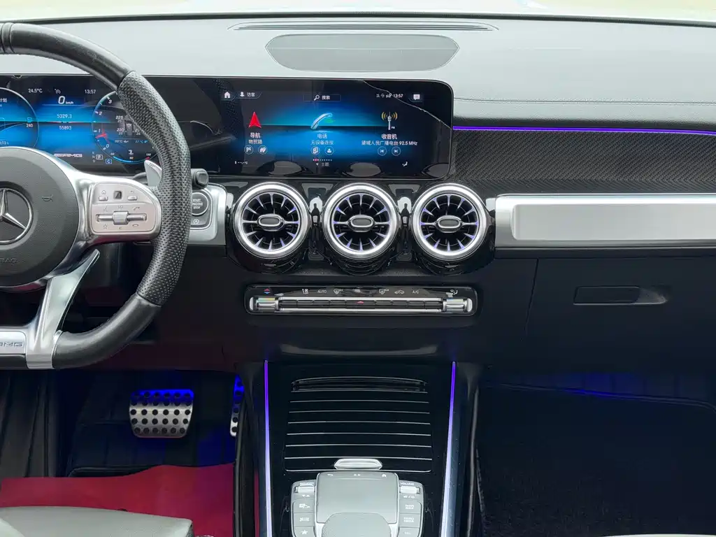 Mercedes-Benz GLB AMG 2022 — фото 12
