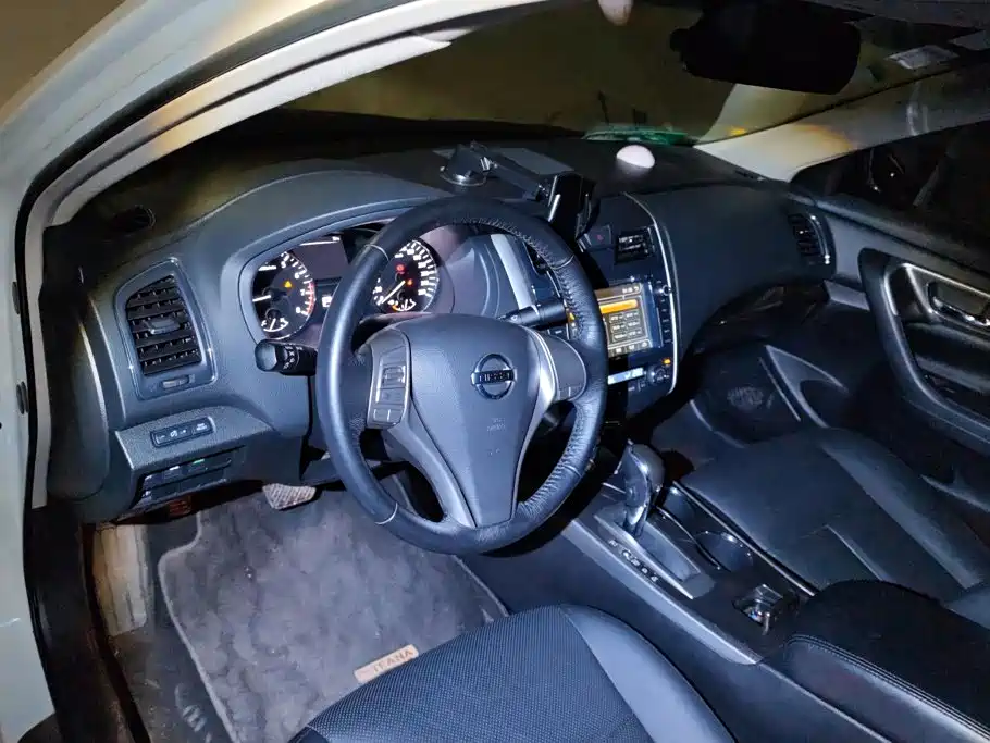 Nissan Teana 2015 — фото 11