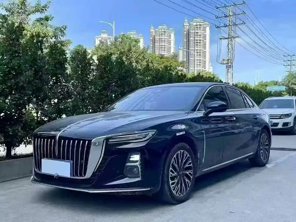 Hongqi H5 2024 — фото 1