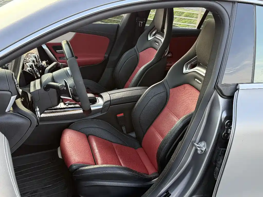 Mercedes-Benz CLA AMG 2022 — фото 7