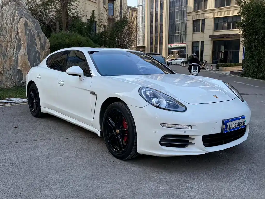 Porsche Panamera 2015 — фото 2