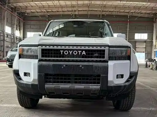 Toyota Prado — фото 15