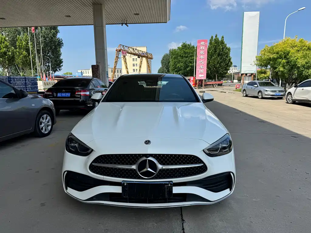 Mercedes-Benz C-Class 2022