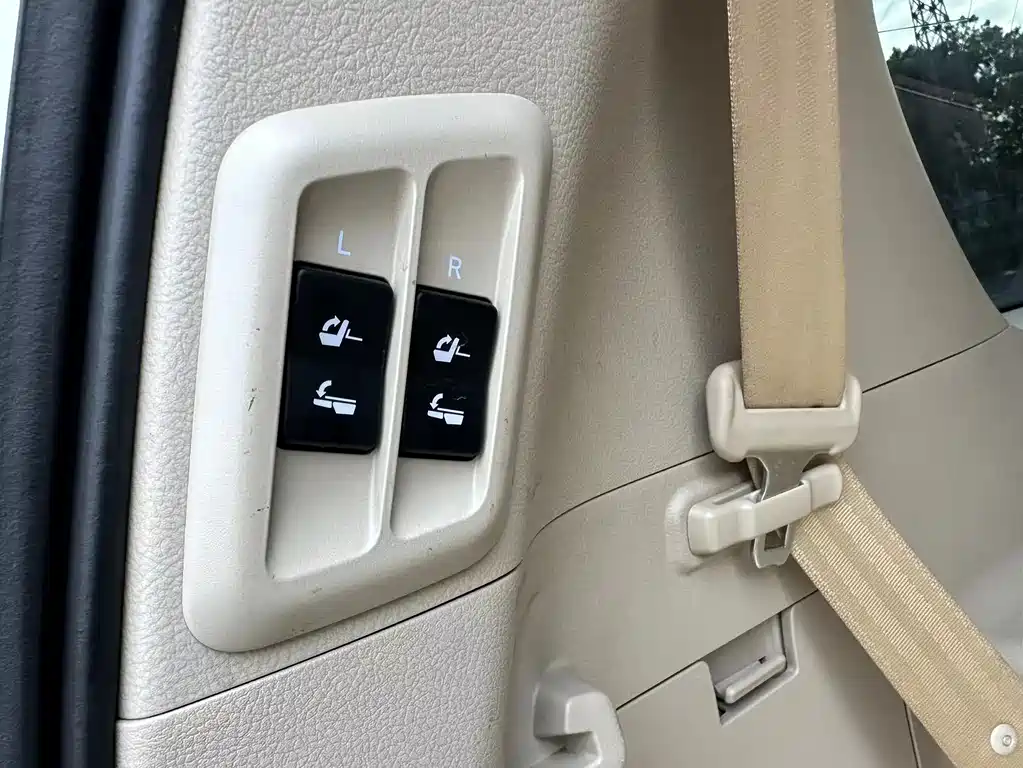 Toyota Prado 2018 — фото 13