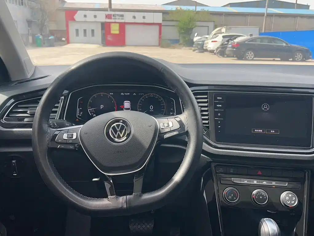 Volkswagen T-Roc 2021