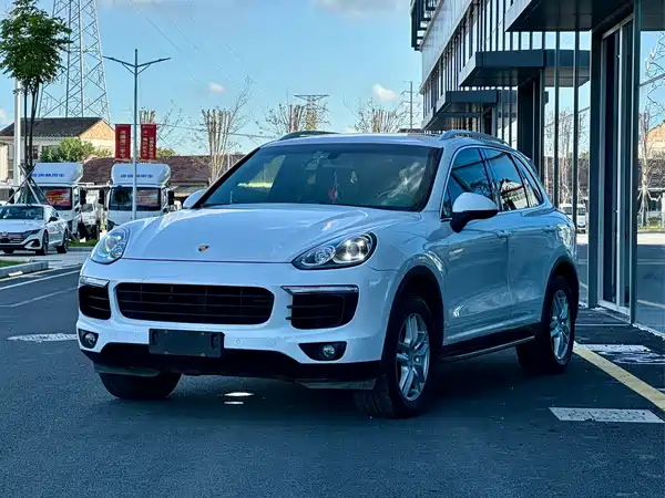 Porsche Cayenne 2015