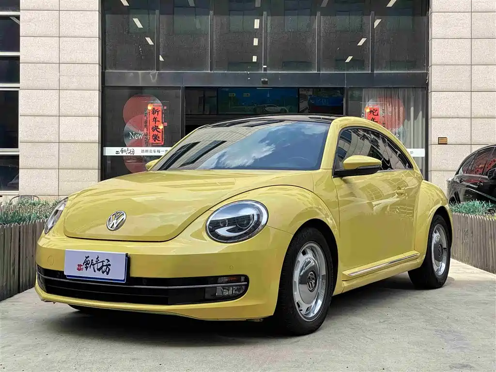 Volkswagen Beetle 2015 — фото 1