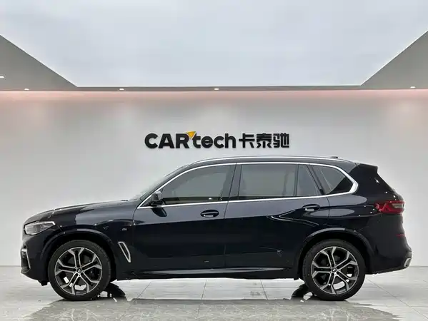 BMW X5 2022