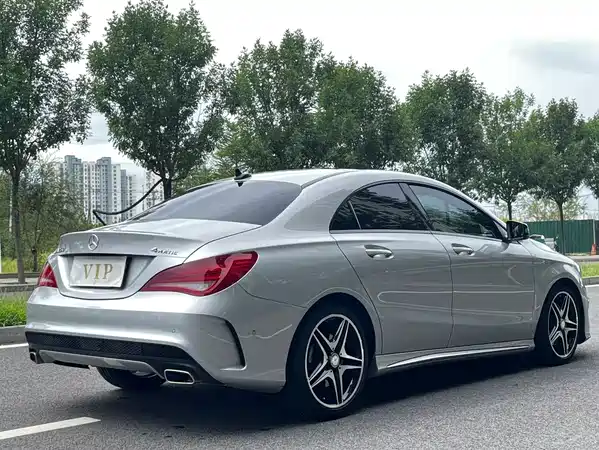 Mercedes-Benz CLA 2015