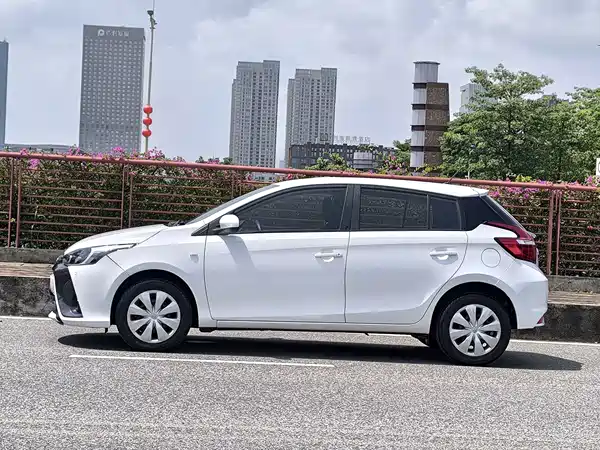 Toyota Yaris L 2019
