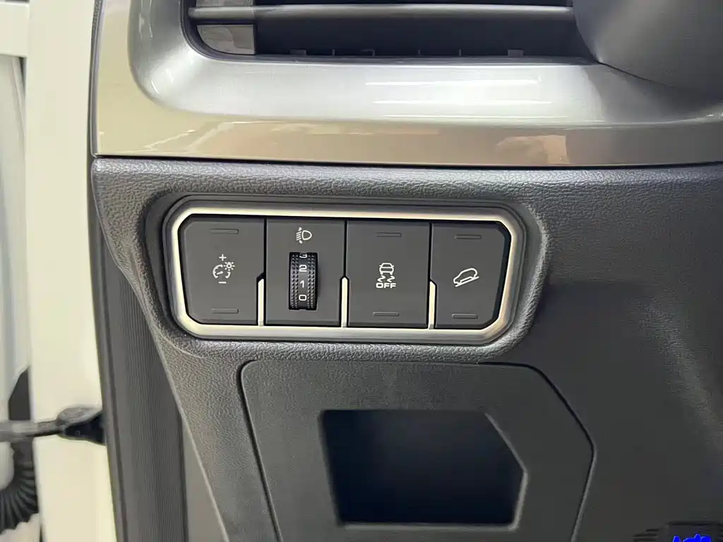 Haval H6 2023 — фото 17