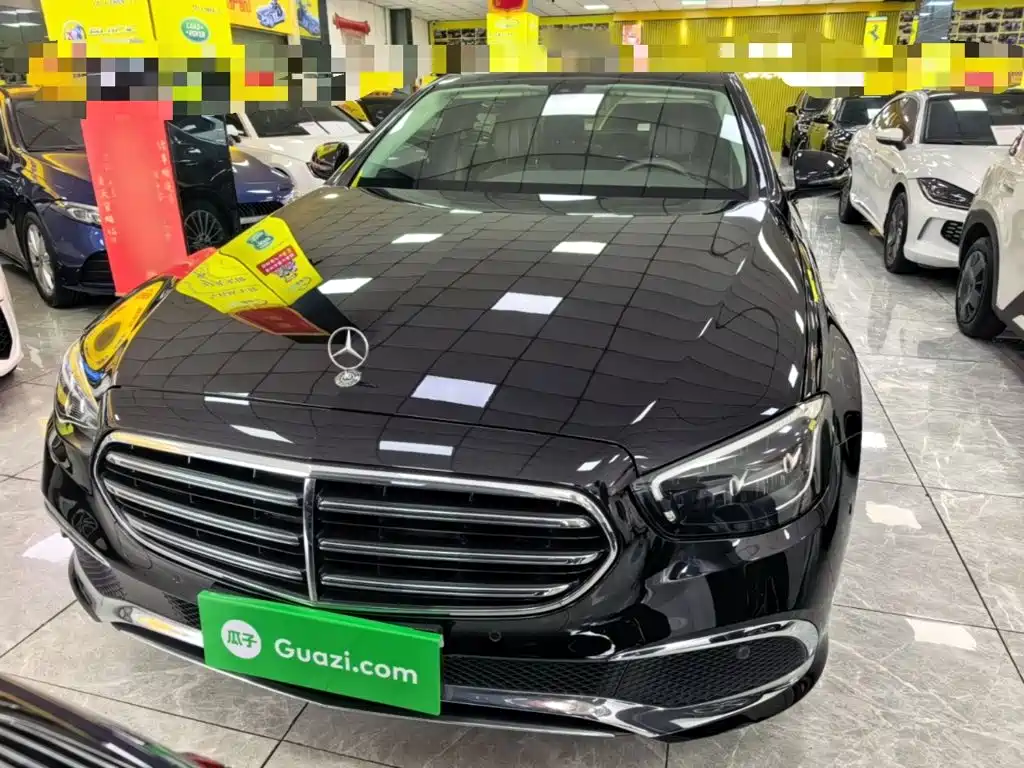 Mercedes-Benz E-Class 2022