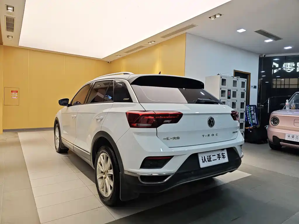 Volkswagen T-Roc 2020 — фото 26