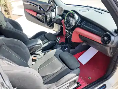 MINI MINI 2021