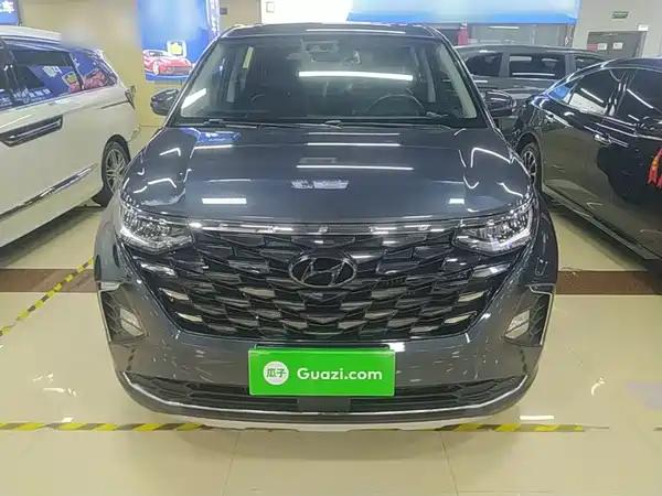 Hyundai Custin 2023
