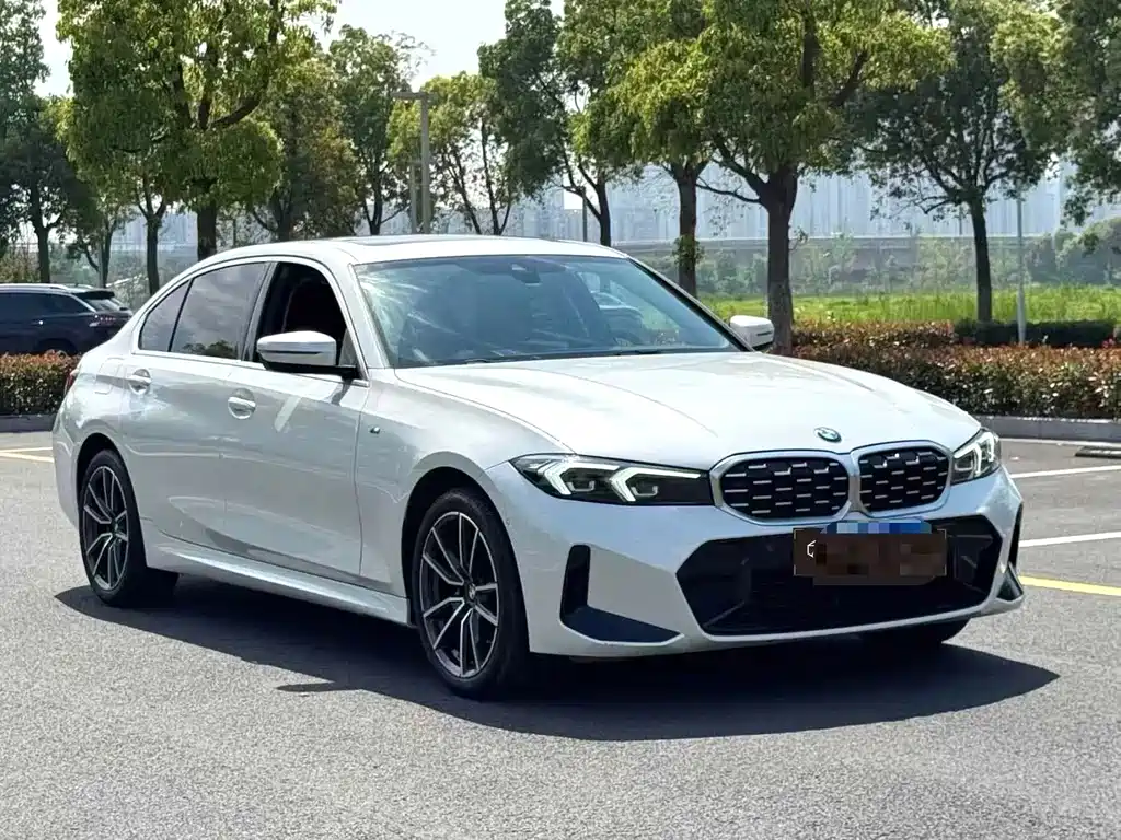 BMW 3 Series 2024