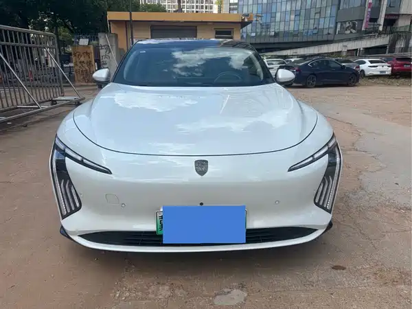 Dongfeng Xinghai S7 2025